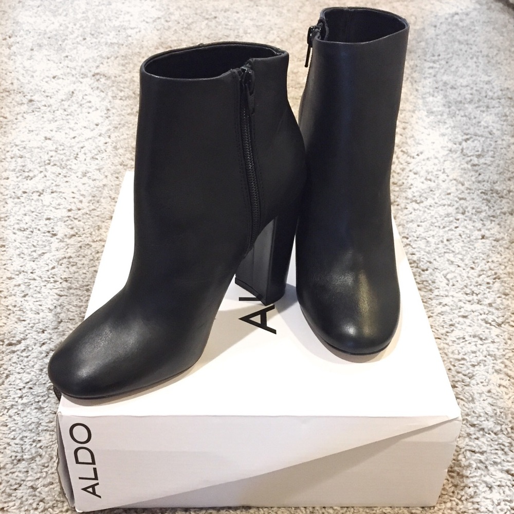 NEW Aldo leather boots